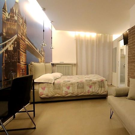 Affittacamere Smile Accomodation 奥斯塔 外观 照片