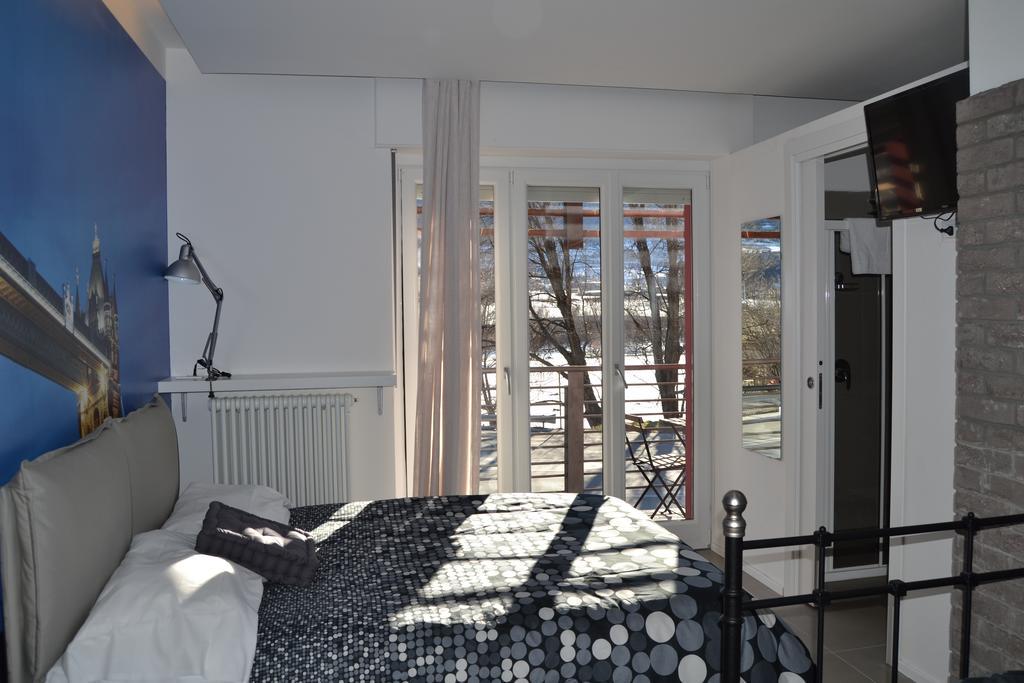Affittacamere Smile Accomodation 奥斯塔 客房 照片