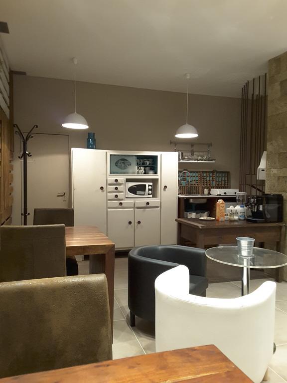 Affittacamere Smile Accomodation 奥斯塔 外观 照片