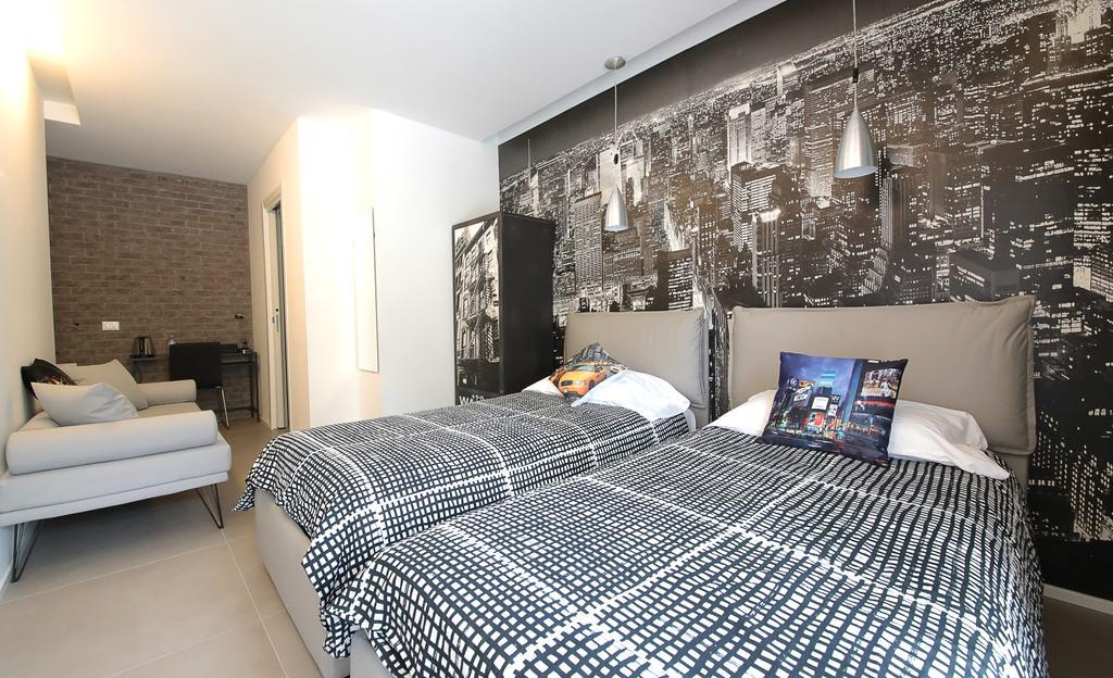 Affittacamere Smile Accomodation 奥斯塔 外观 照片