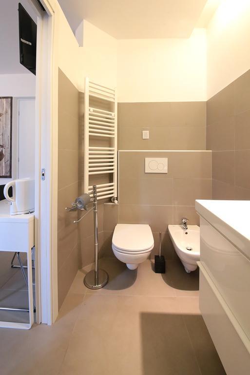 Affittacamere Smile Accomodation 奥斯塔 外观 照片